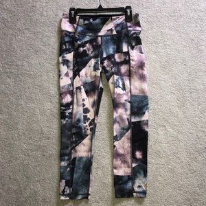 Lucy high impact Workout leggings with pockets